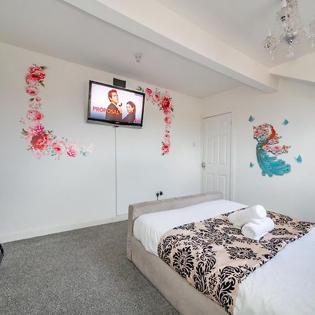 *Ra60G* For Your Most Relaxed & Cosy Stay + Free Parking + Free Fast Wifi * Morley  Exterior photo